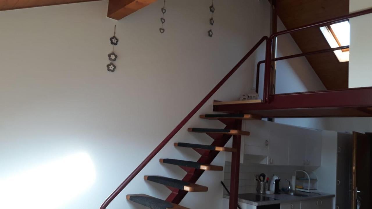 Holidays Homes Il Folletto Quartino Extérieur photo