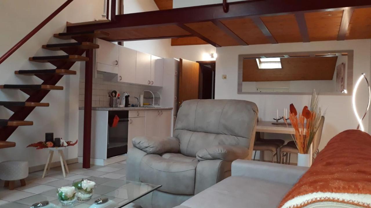 Holidays Homes Il Folletto Quartino Extérieur photo