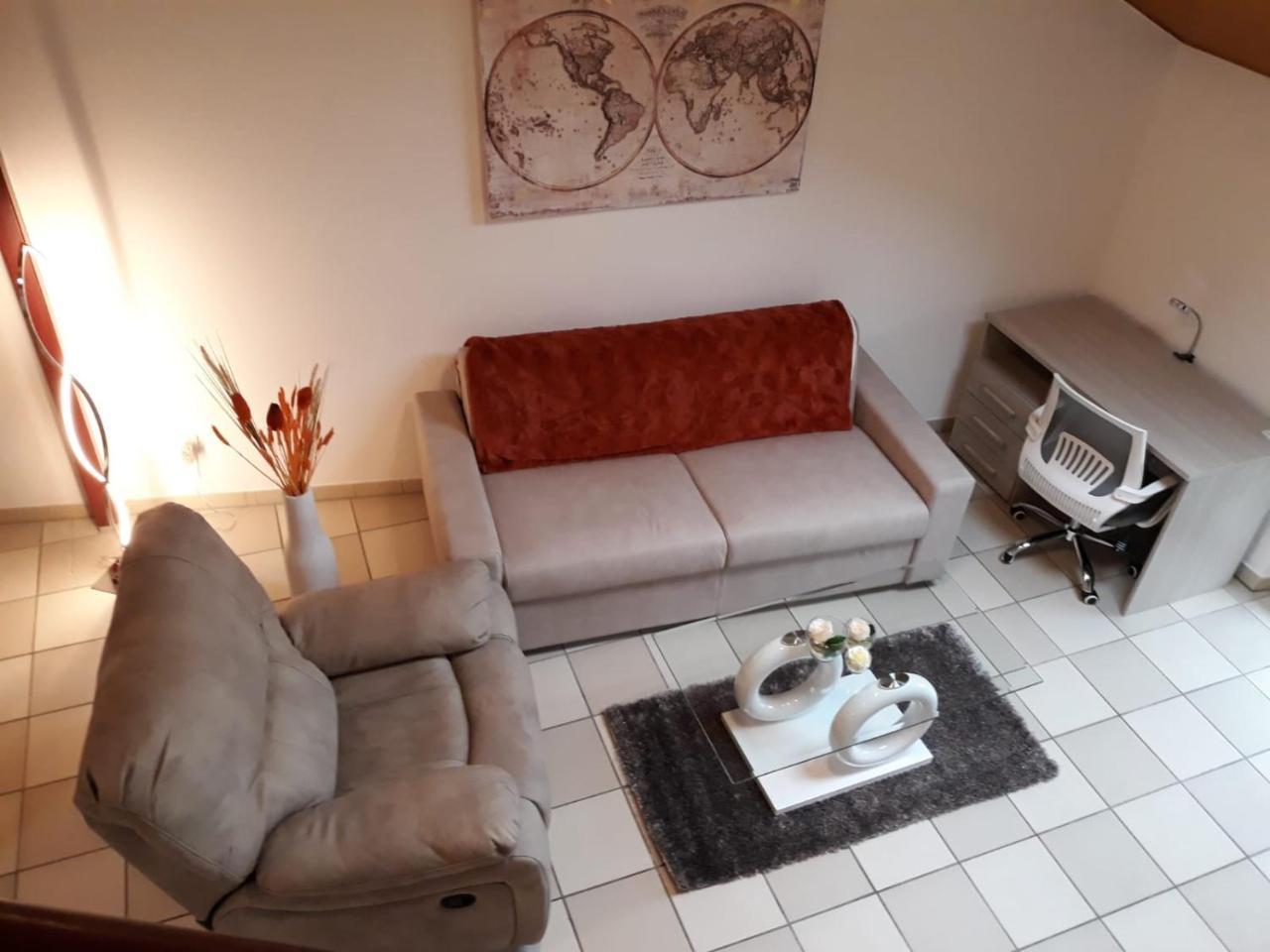 Holidays Homes Il Folletto Quartino Extérieur photo